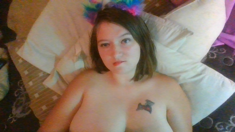 Live sex webcam photo for RandomKitty #6335472