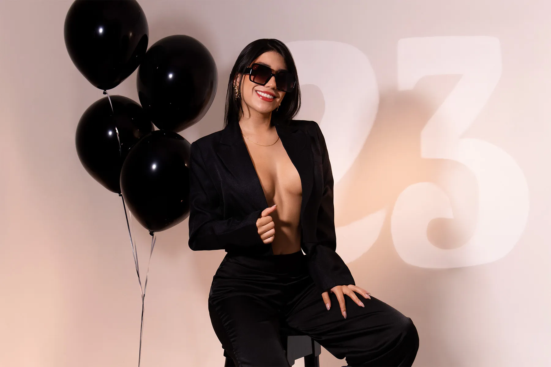 Live sex webcam photo for EllaDavs #8386205