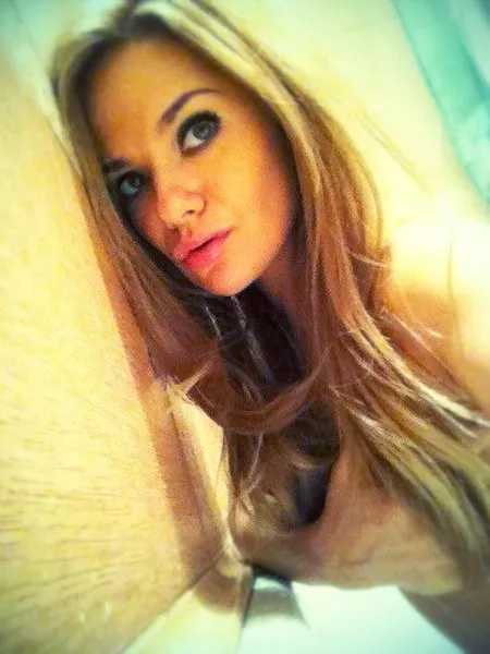 Live sex webcam photo for MasterOfFacial #1708918