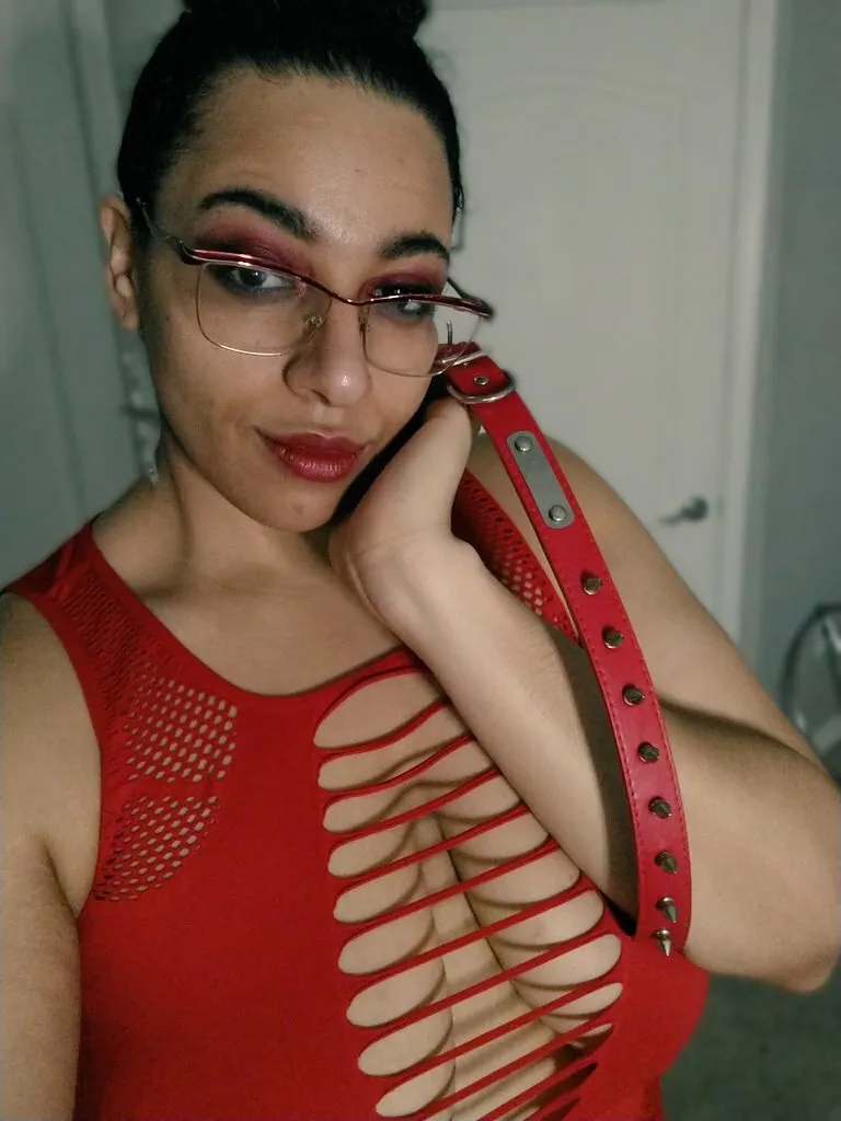 Live sex webcam photo for NerdyAmazon #7106680