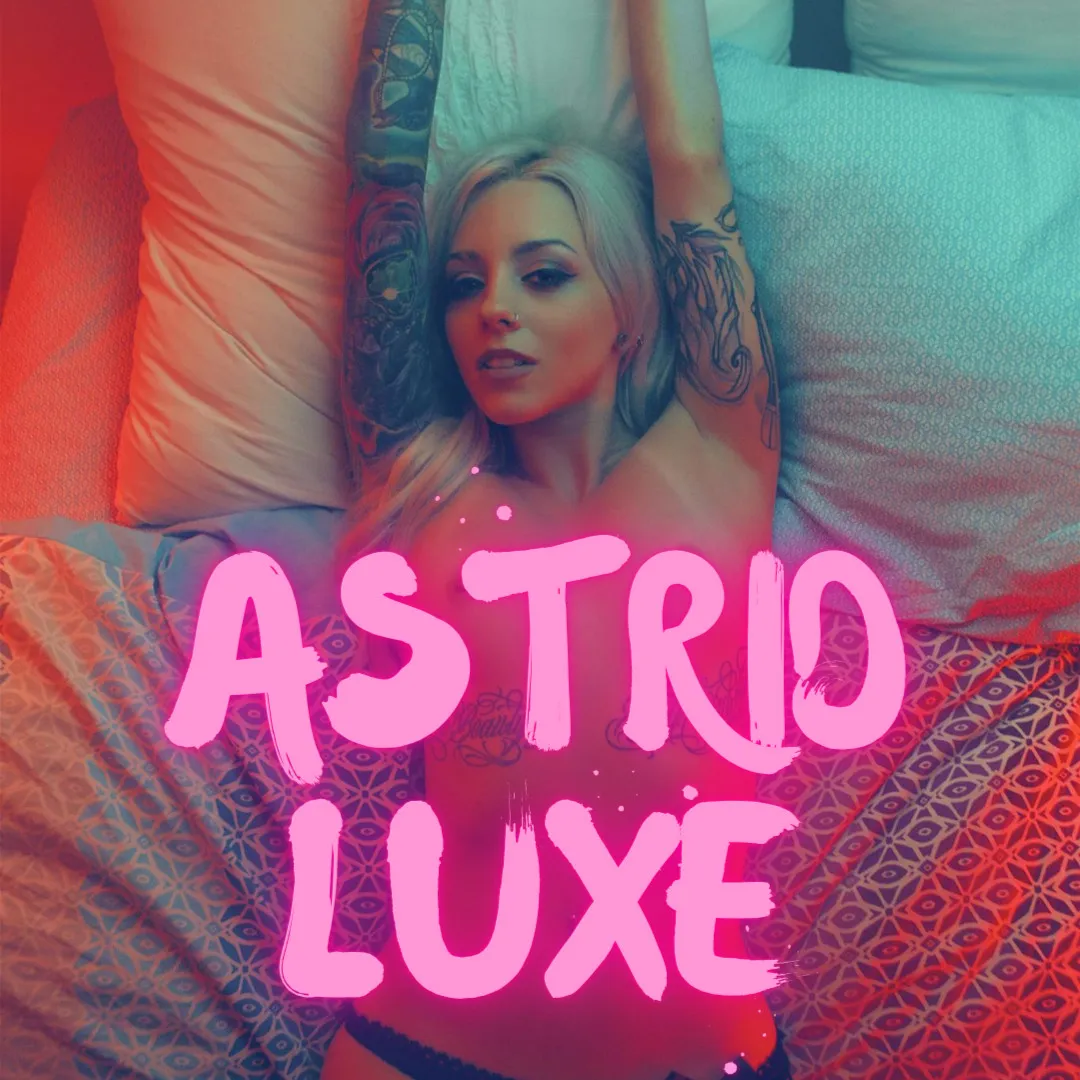 Live sex webcam photo for AstridLuxe #7487654