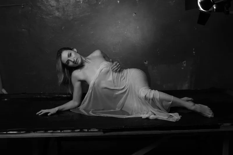 Live sex webcam photo for HelenWildKat #1825370