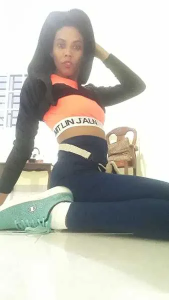 Live sex webcam photo for Wildbarbie69 #1688322