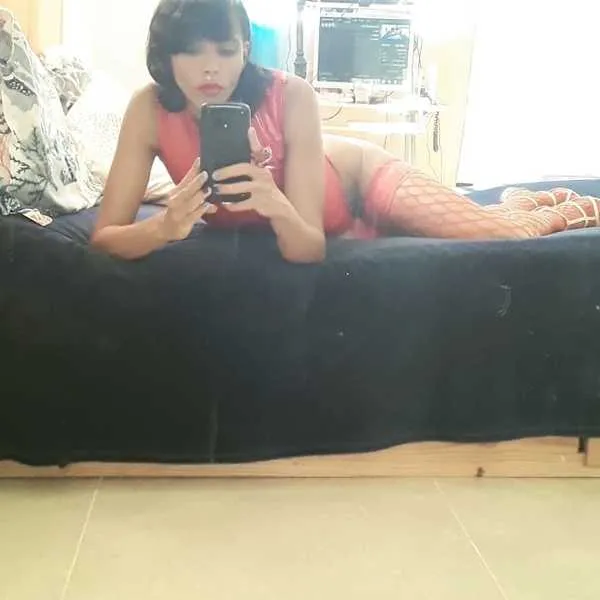 Live sex webcam photo for Wildbarbie69 #1688317