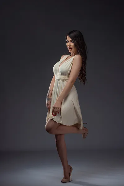 Live sex webcam photo for SelenneNoir #2135087