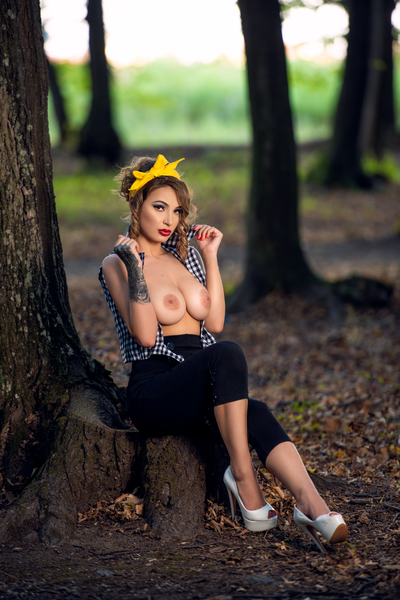 Live sex webcam photo for SelenneNoir #2135117