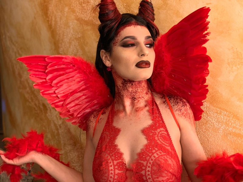 Live sex webcam photo for SelenneNoir #2135057