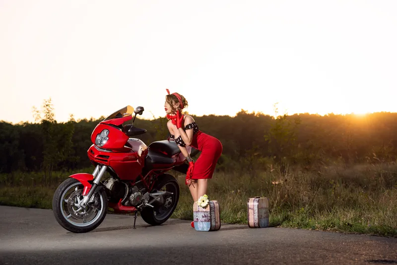 Live sex webcam photo for SelenneNoir #2135135