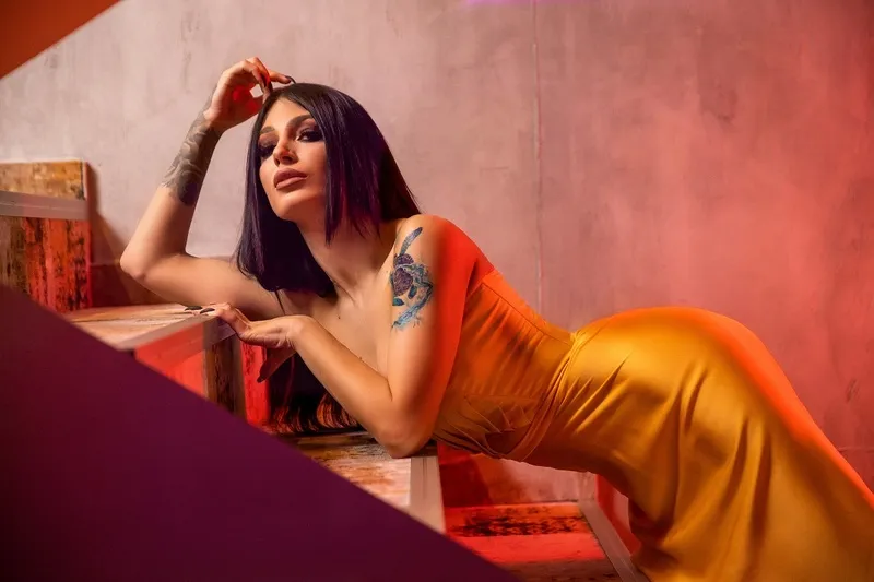 Live sex webcam photo for SelenneNoir #3613457