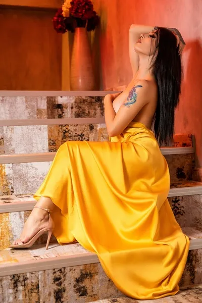 Live sex webcam photo for SelenneNoir #3613456