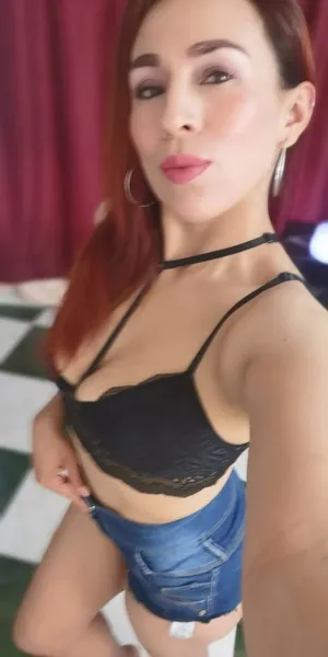 Live sex webcam photo for Kim_Simone #7377150