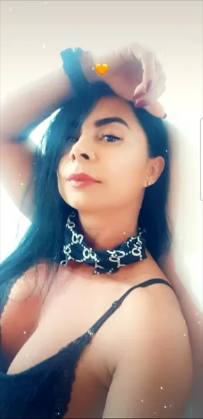 Live sex webcam photo for ScarletLyn #7234173