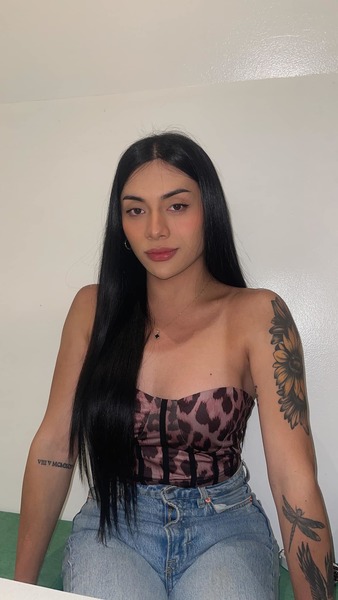 Live sex webcam photo for xXQueenOfDesireTsXx #3228250