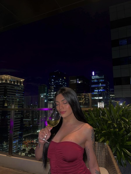 Live sex webcam photo for xXQueenOfDesireTsXx #3202739