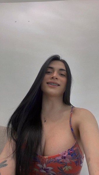 Live sex webcam photo for xXQueenOfDesireTsXx #3202762