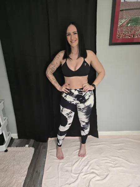 Live sex webcam photo for Ariannamae18 #7921345