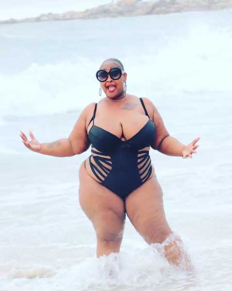 Live sex webcam photo for mostertit42dd18 #3365248