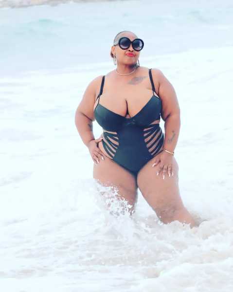 Live sex webcam photo for mostertit42dd18 #3365247