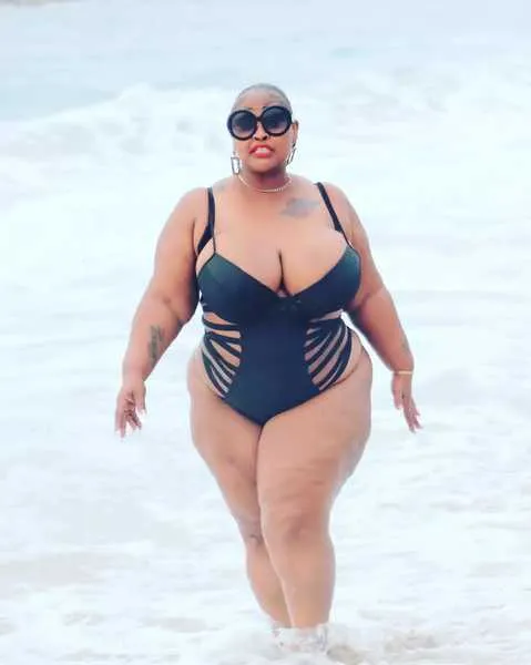 Live sex webcam photo for mostertit42dd18 #3365246