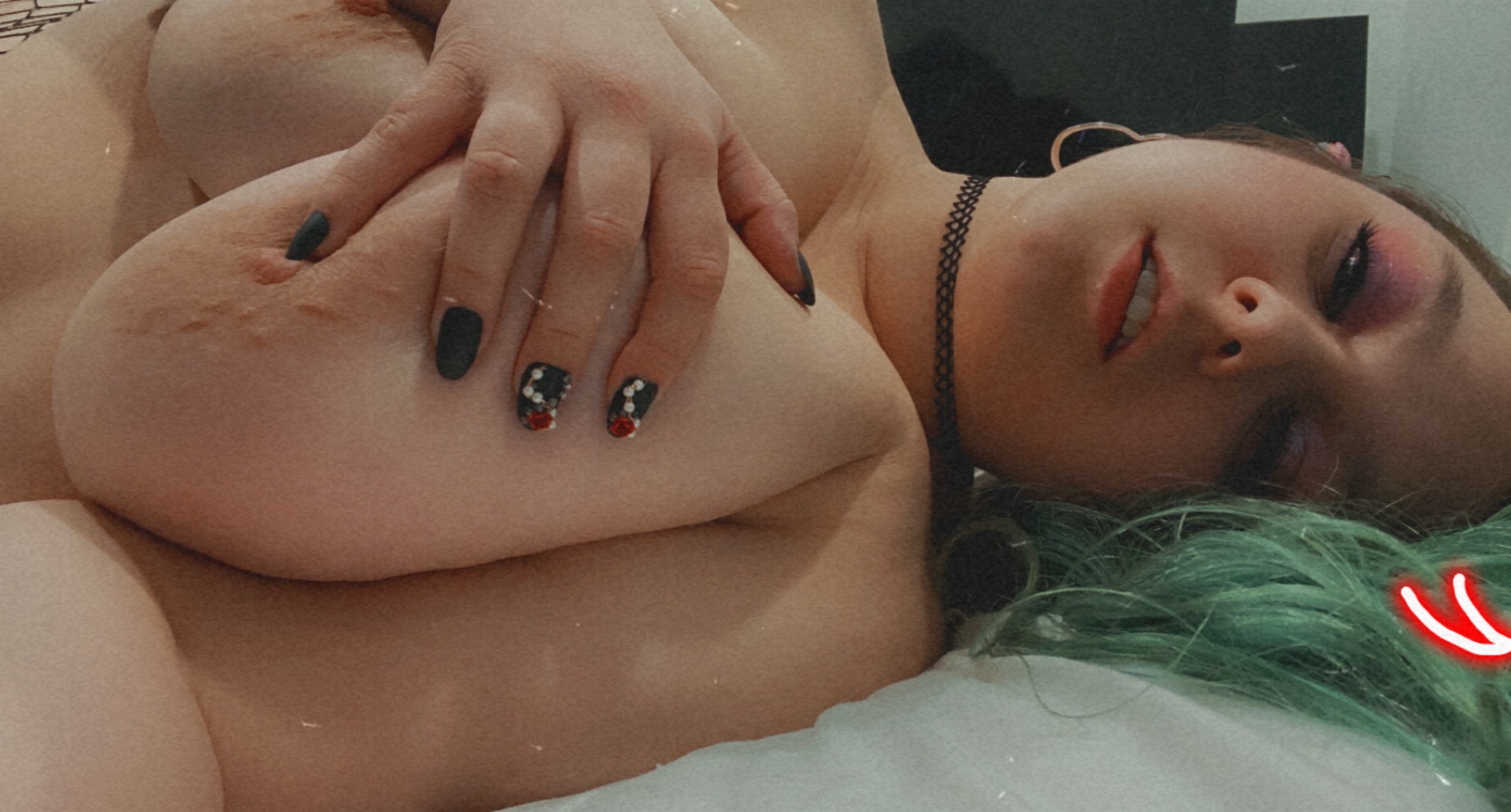 Live sex webcam photo for Bailey_Bunny #7320454