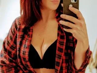 Live sex webcam photo for Boredhousewifex #6003395