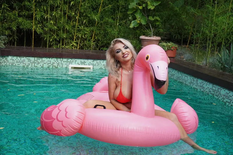 Live sex webcam photo for KendraTess #6060451