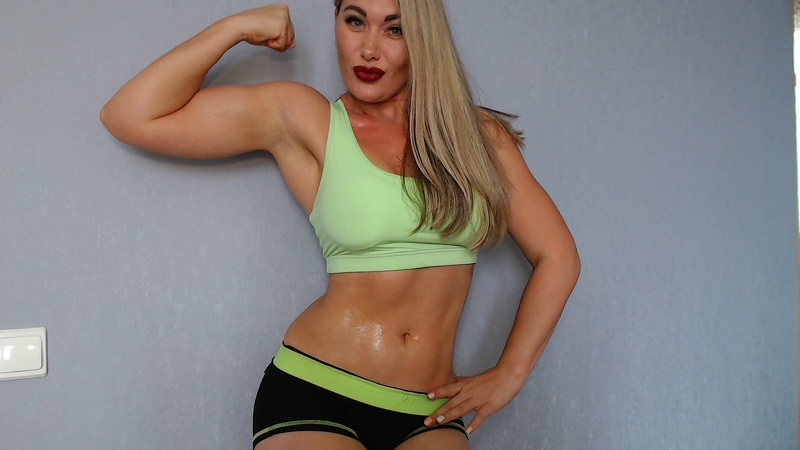 Live sex webcam photo for xFitnessgirl #1750655