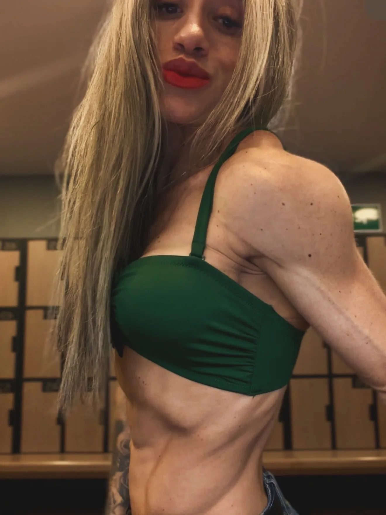 Live sex webcam photo for SofiaBorton #8649612