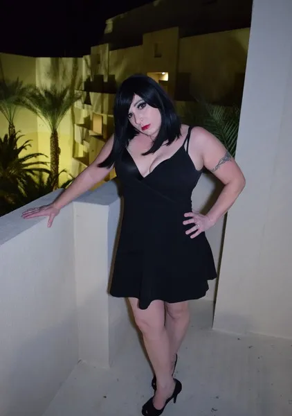 Live sex webcam photo for HotWifeSarah #7135406