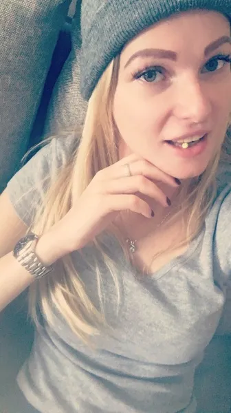 Live sex webcam photo for Sweety_AngelX #2098353