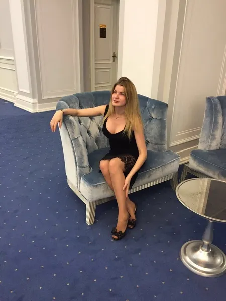 Live sex webcam photo for Sweety_AngelX #2098359