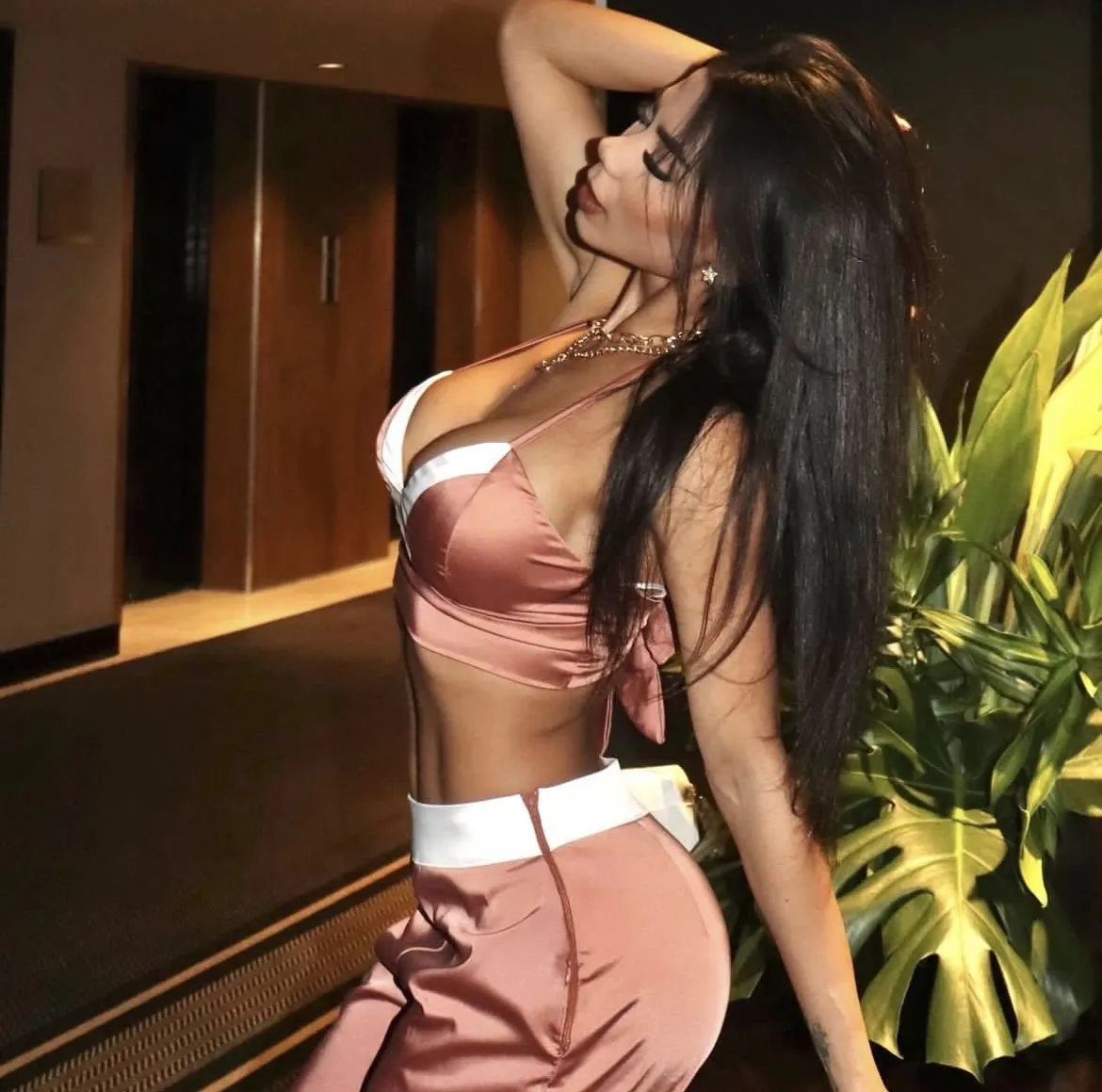 Live sex webcam photo for katheryn_fox #7232420