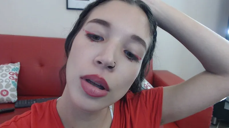 Live sex webcam photo for NinaDoux #7887120