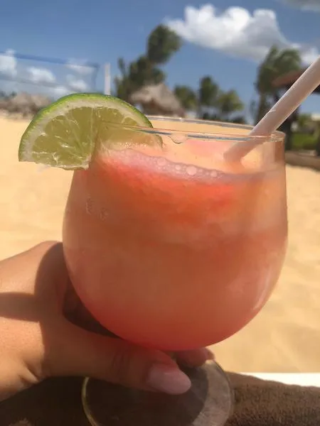 Live sex webcam photo for YvonneRiley #2412151