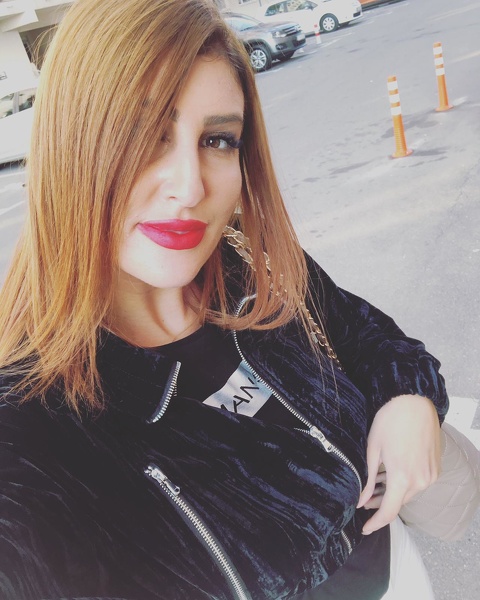 Live sex webcam photo for YvonneRiley #1859720