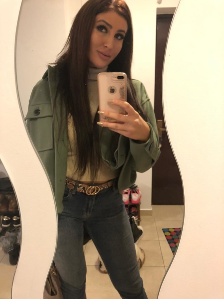 Live sex webcam photo for YvonneRiley #1859725