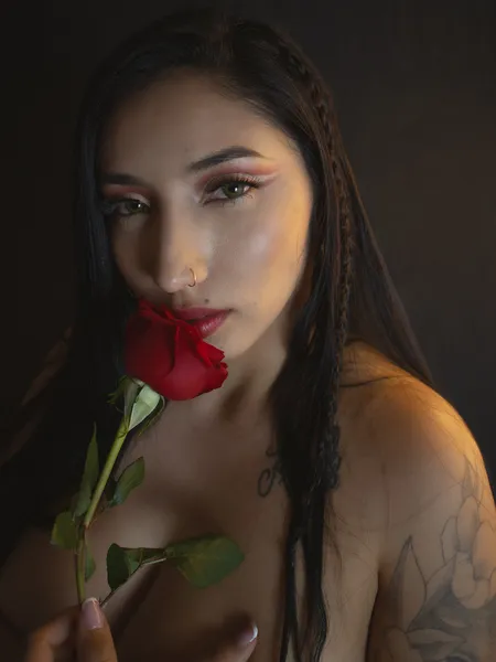 Live sex webcam photo for tifanyjhons19 #5871145