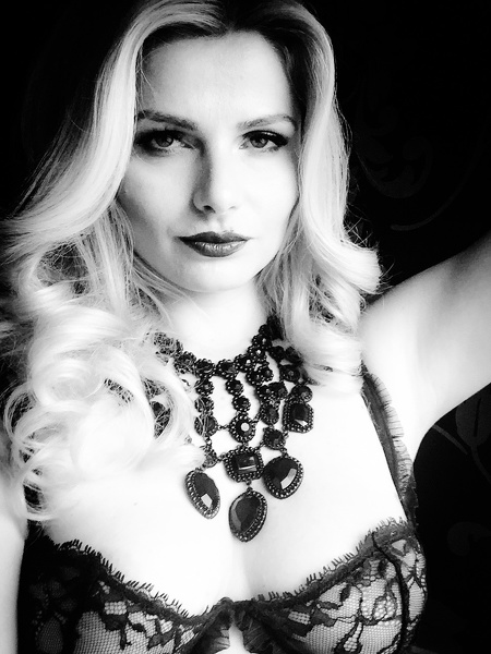 Live sex webcam photo for MISTRESSNYLONS #7790692