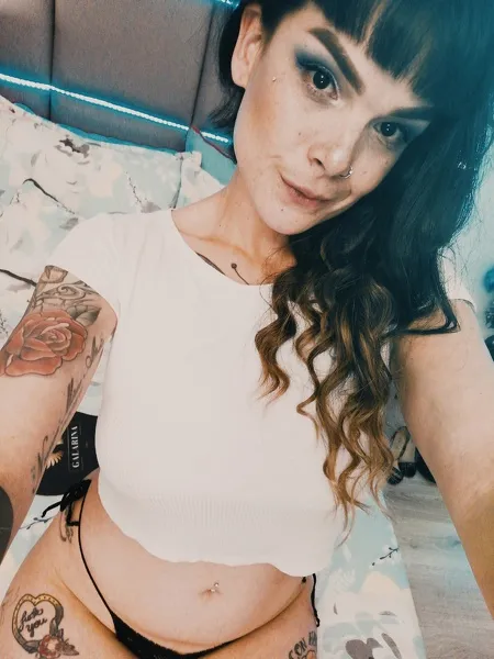 Live sex webcam photo for AlessaMoth #7314041