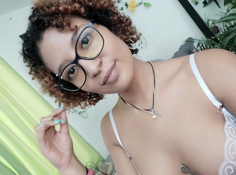 Live sex webcam photo for LizzRios #1764678