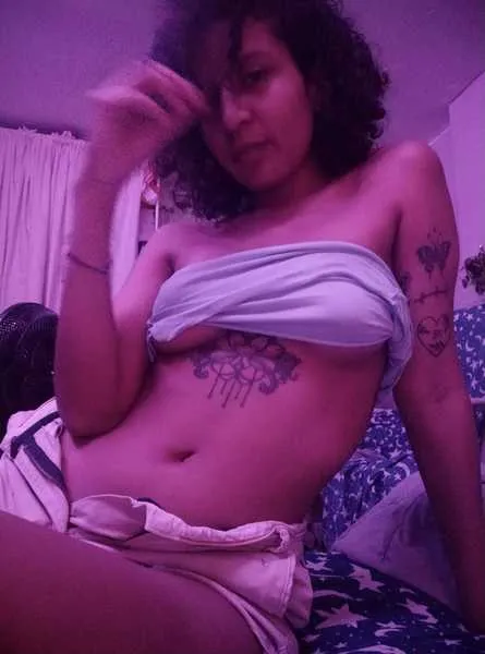 Live sex webcam photo for LizzRios #2433020