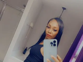 Live sex webcam photo for KeepHimCum69 #8107184