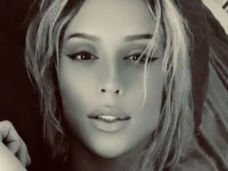 Live sex webcam photo for Florida_Milf #6886887