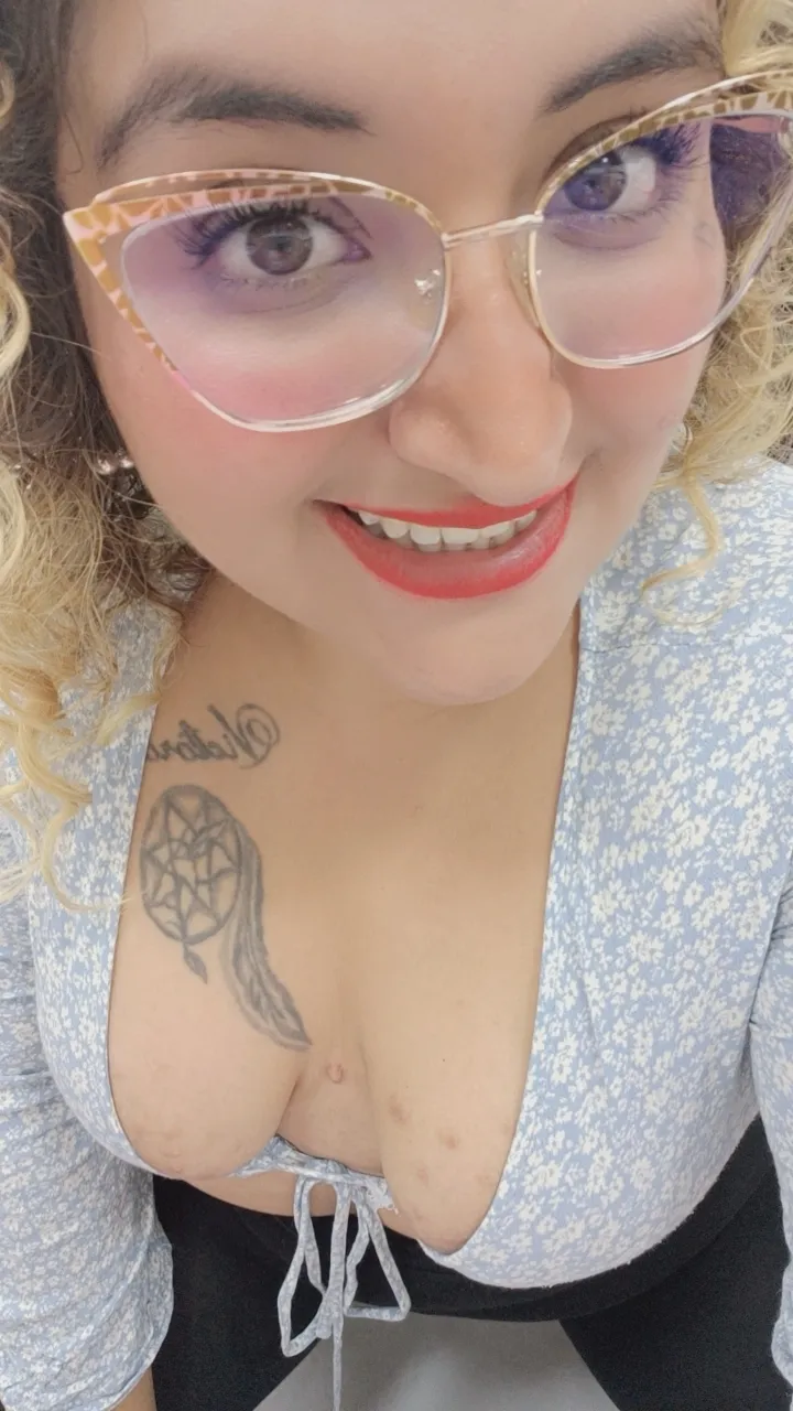 Live sex webcam photo for Sweet_X #7915746