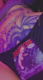 Live sex webcam photo for MarcelineWaters #7922460