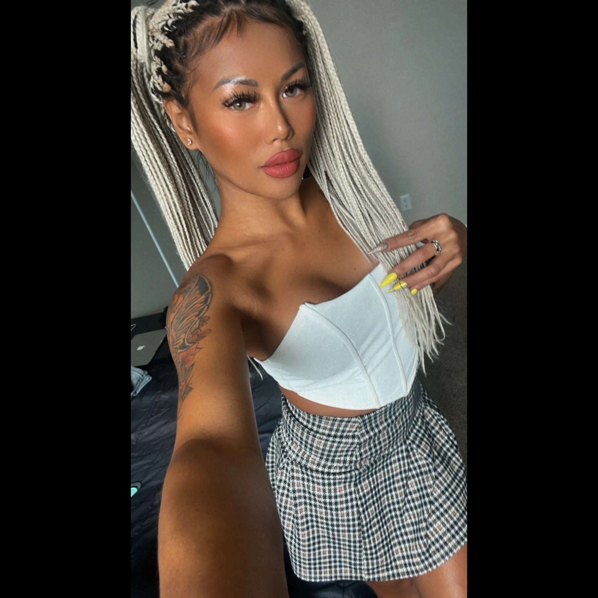 Live sex webcam photo for ExoticArya #7314424