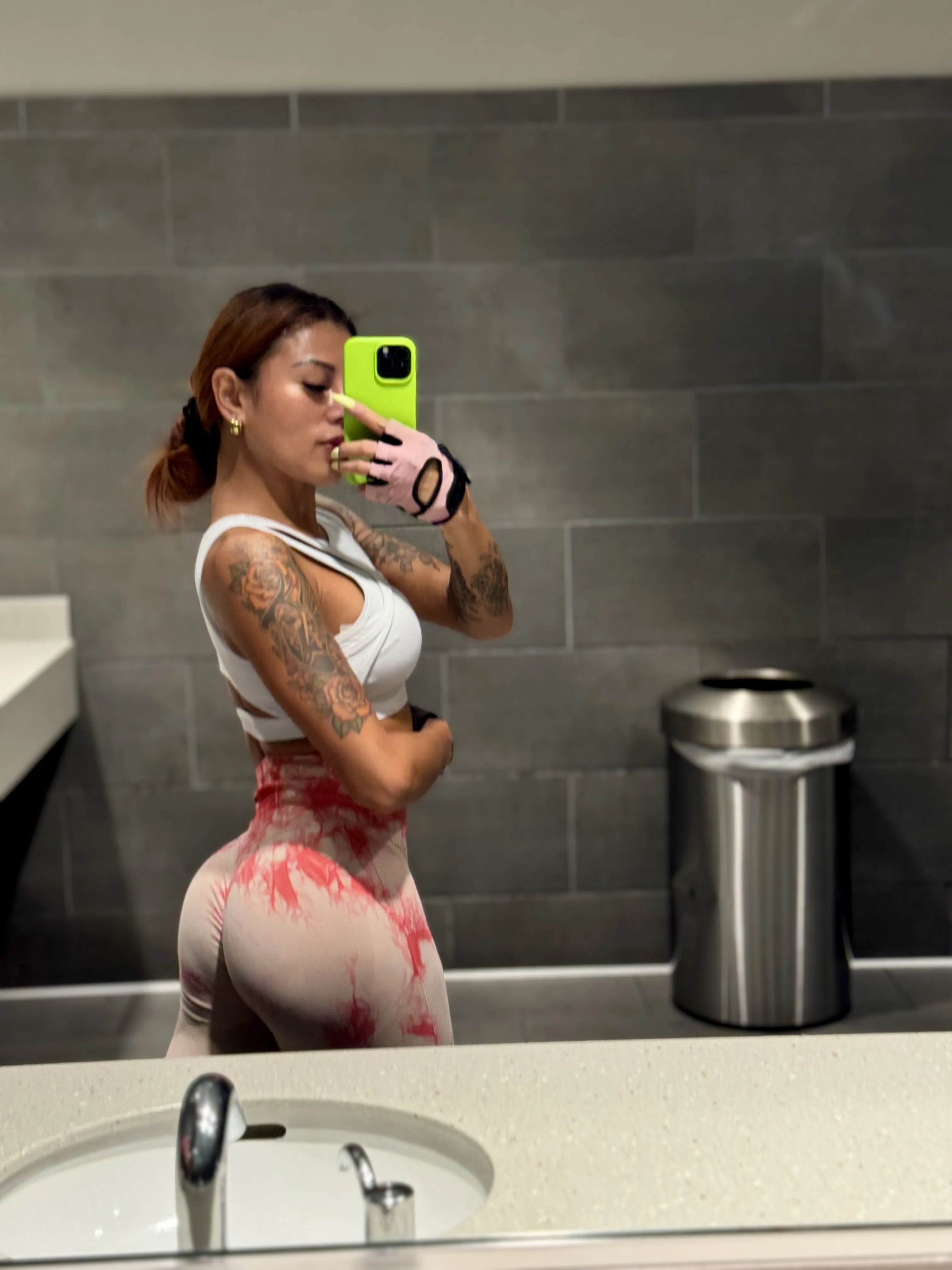 Live sex webcam photo for ExoticArya #7314427