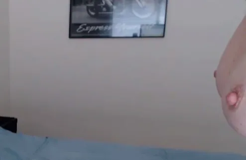 Live sex webcam photo for blondntrashy #5897024