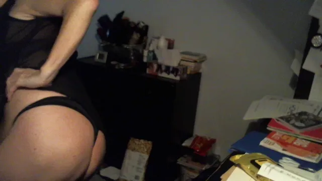 Live sex webcam photo for XTRAHORNYONE18 #6049772