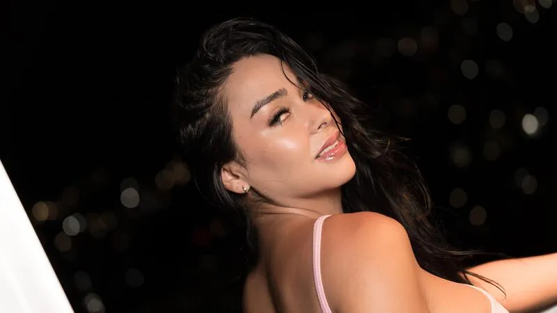 Live sex webcam photo for JuanitaSalvatore #7775071